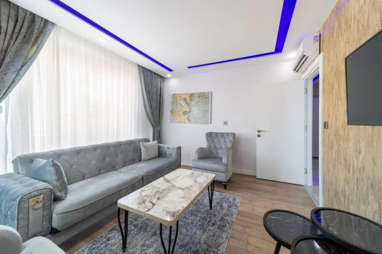 Modern And Central Duplex Apartment Near Beach In Анталья